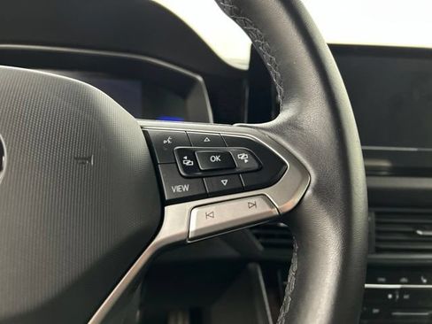 Used 2025 Volkswagen Jetta Sport FWD image 9