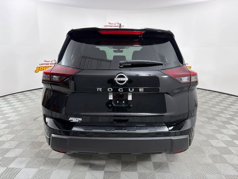 New 2026 Nissan Rogue SV image 4