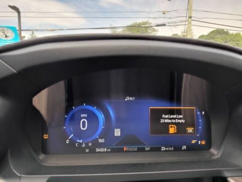 Used 2020 Ford Explorer Platinum w/ Premium Technology Package AWD/4WD image 8