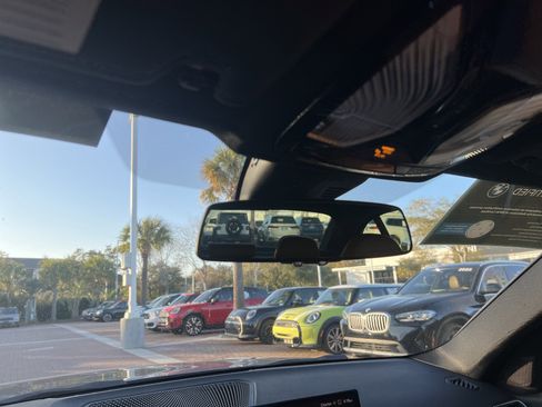 Certified 2024 BMW 330i 330i w/ Convenience Package image 27