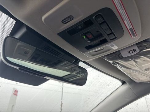 New 2026 Toyota Camry XLE image 8