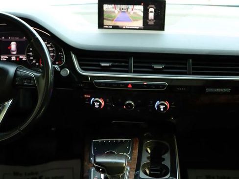 Used 2018 Audi Q7 3.0T Premium Plus w/ Premium Plus Package AWD/4WD image 38