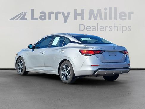 Used 2023 Nissan Sentra SV image 4