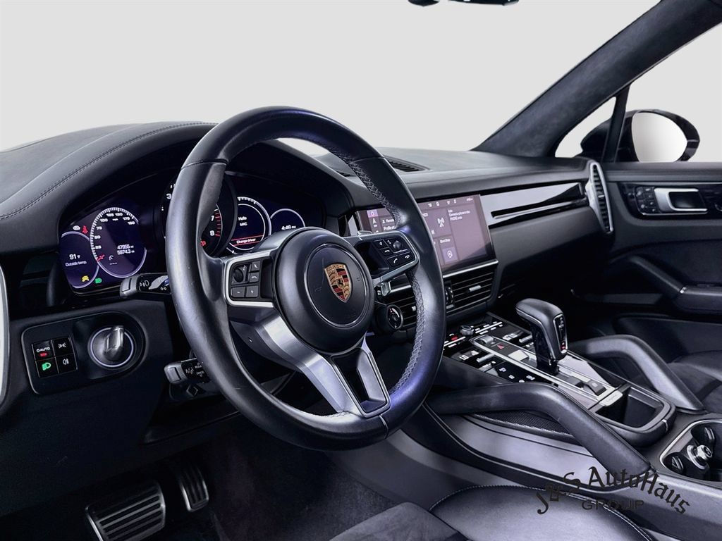 Used 2021 Porsche Cayenne GTS AWD/4WD image 9