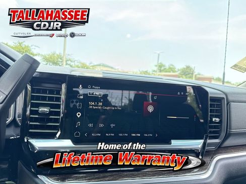 Used 2025 GMC Sierra 2500 SLE AWD/4WD image 26
