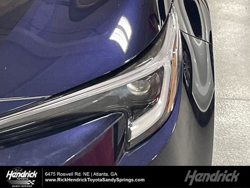 Used 2025 Toyota Corolla LE image 1