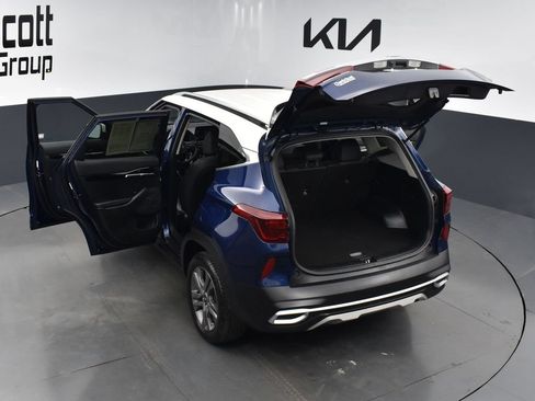 Used 2021 Kia Seltos S AWD/4WD image 31