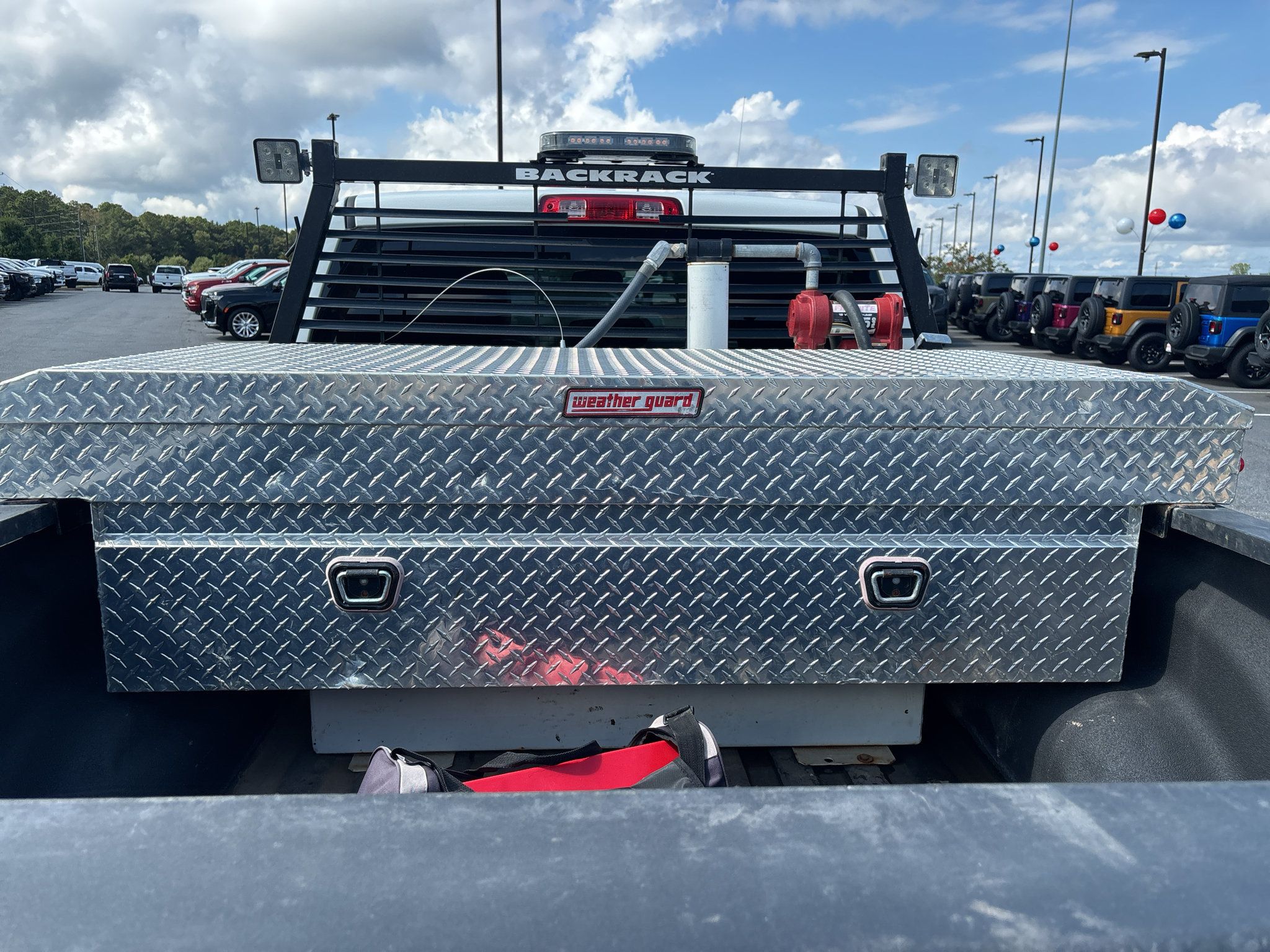 Used 2022 RAM 2500 Tradesman w/ Chrome Appearance Group AWD/4WD image 10