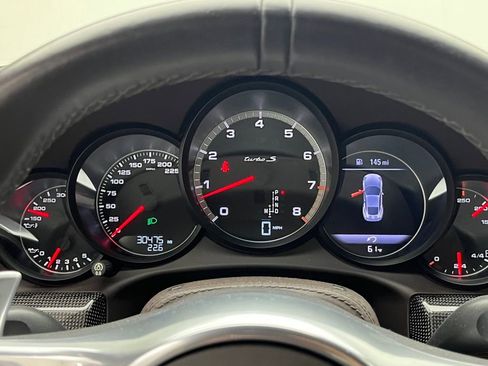 Used 2015 Porsche 911 Turbo S image 11