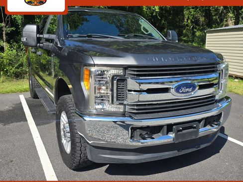 Used 2017 Ford F250 XL w/ STX Appearance Package AWD/4WD image 1