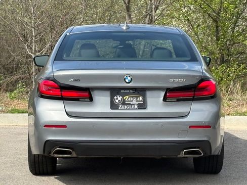 Certified 2023 BMW 530i xDrive w/ Premium Package AWD/4WD image 5