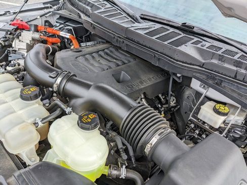 Used 2022 Ford F150 Lariat w/ Equipment Group 502A High image 65