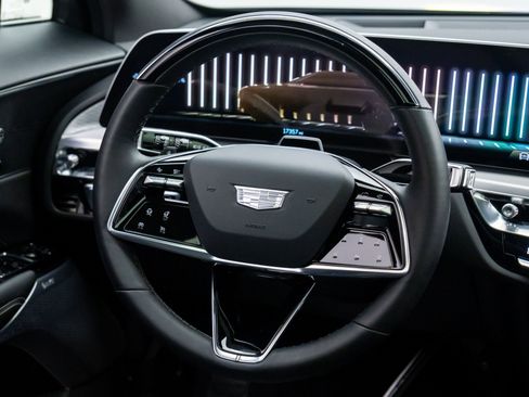 Certified 2025 Cadillac Lyriq Luxury w/ LPO, Floor Liner Package image 13