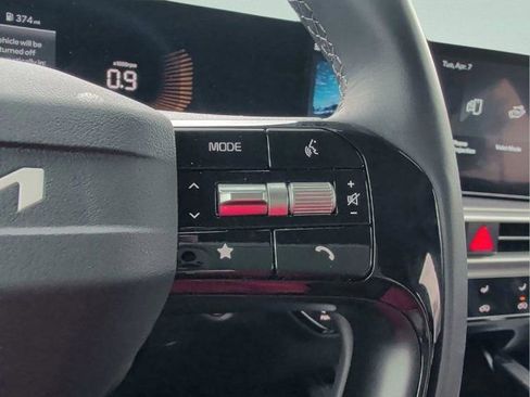 New 2026 Kia Sorento LX FWD image 20