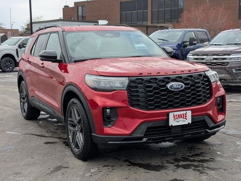 New 2026 Ford Explorer ST-Line w/ ST-Line Street Pack image 37