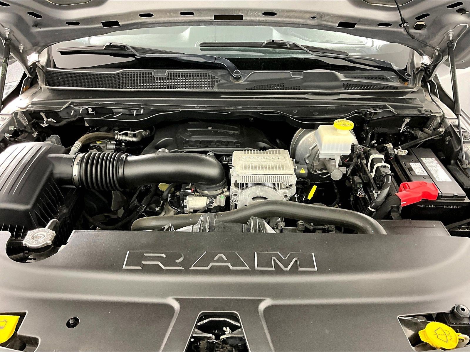 Used 2023 RAM 1500 Laramie AWD/4WD image 30