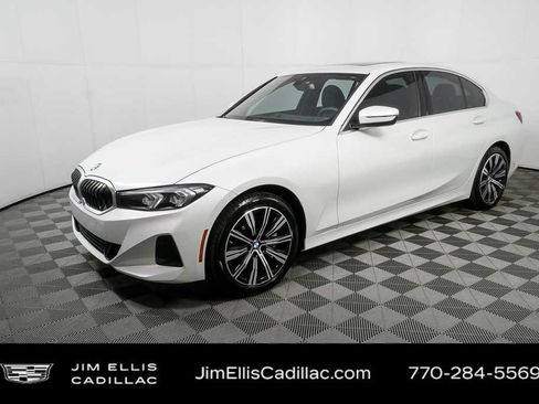 Used 2025 BMW 330i xDrive Sedan AWD/4WD image 27