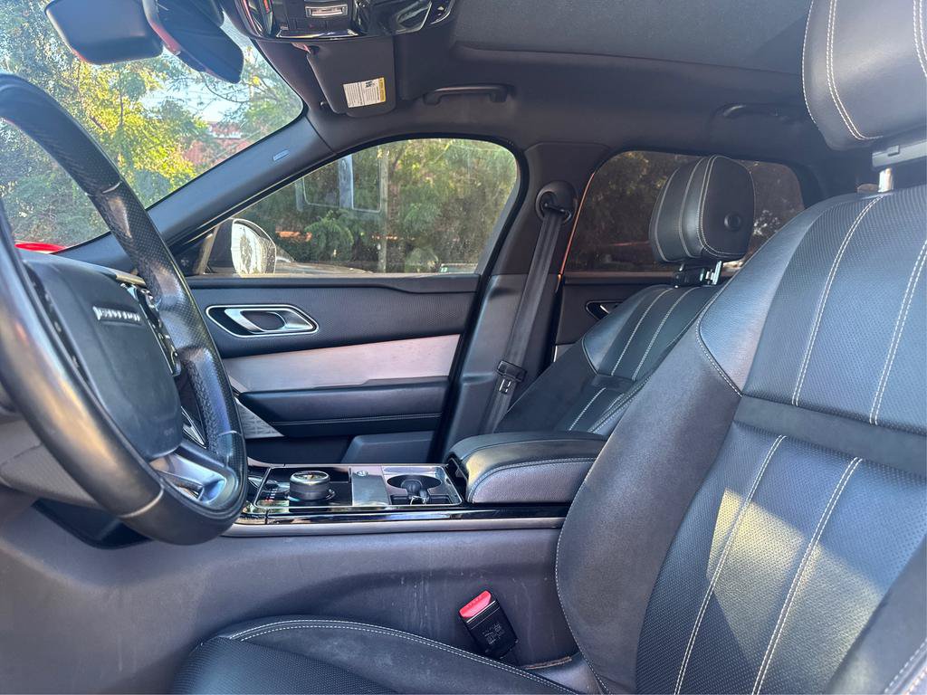 Used 2018 Land Rover Range Rover Velar R-Dynamic SE AWD/4WD image 9