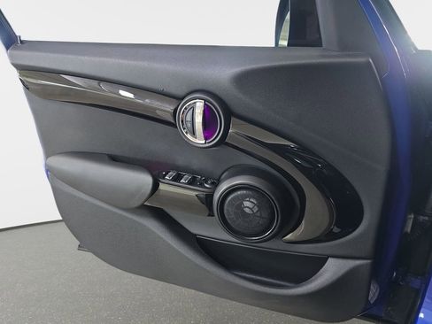 Used 2019 MINI Cooper S w/ Premium Package FWD image 27