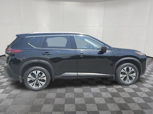 Used 2021 Nissan Rogue SV w/ Premium Package AWD/4WD image 6