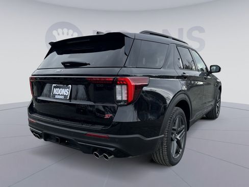 New 2026 Ford Explorer ST w/ Sun And Sound Package image 7