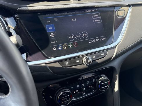 Certified 2023 Buick Encore GX Essence FWD image 17