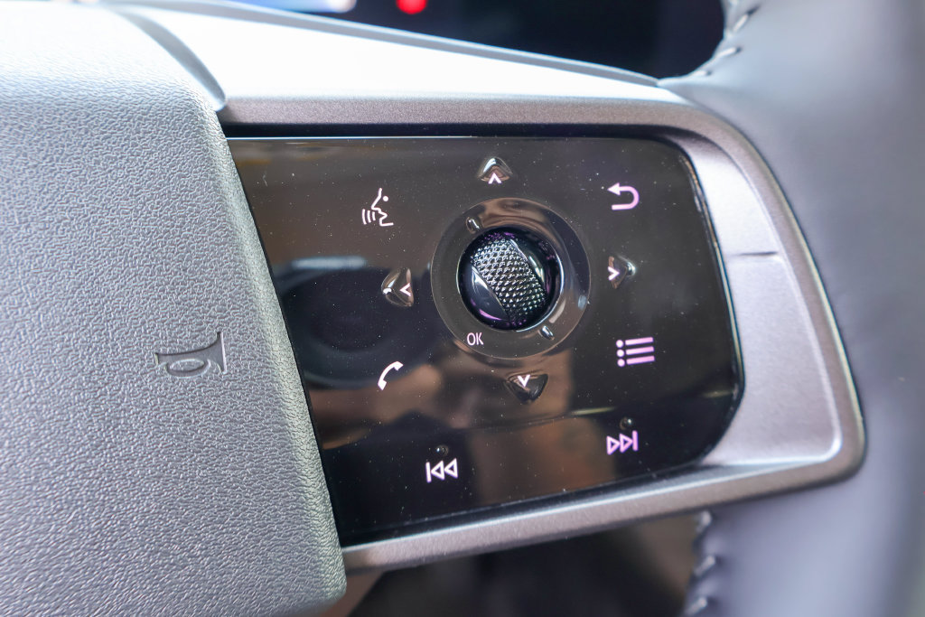 New 2026 Nissan Murano SV AWD/4WD image 11