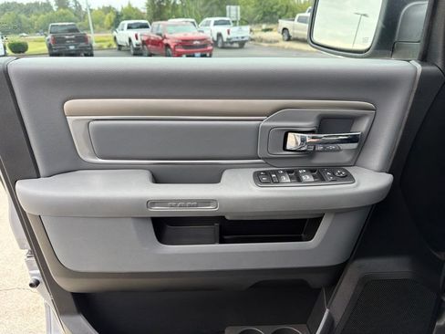 Used 2019 RAM 1500 Warlock AWD/4WD image 18
