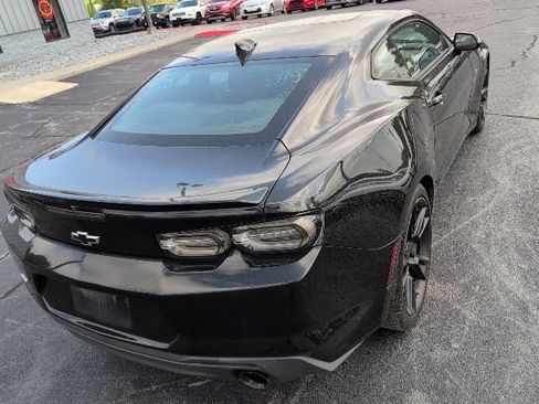 Used 2019 Chevrolet Camaro LT w/ RS Package RWD image 8