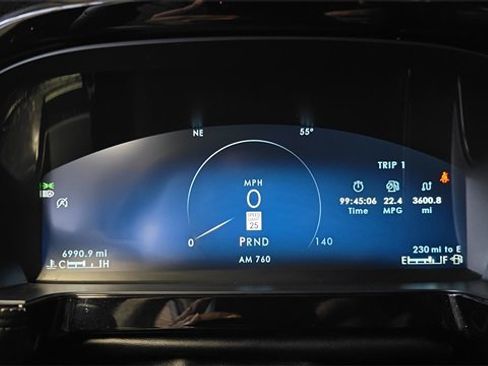 Used 2023 Lincoln Corsair Standard image 10