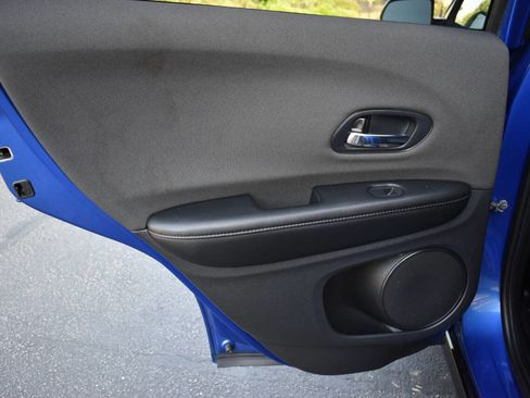 Used 2022 Honda HR-V Sport image 12