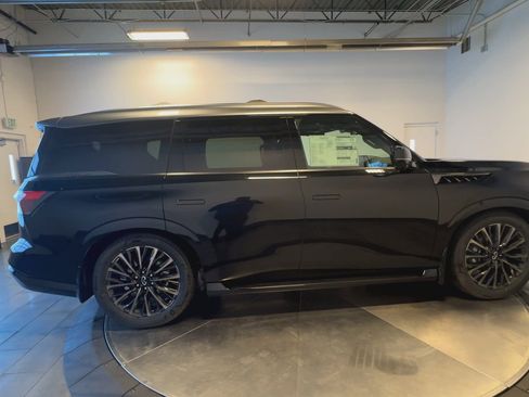 New 2026 INFINITI QX80 Autograph image 9