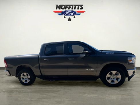 Used 2022 RAM 1500 Big Horn AWD/4WD image 6