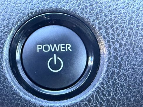 Used 2025 Toyota Camry SE w/ Convenience Package FWD image 29