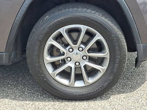 Used 2014 Jeep Grand Cherokee Limited AWD/4WD image 27