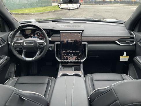 New 2026 GMC Acadia Denali w/ Super Cruise Package image 57