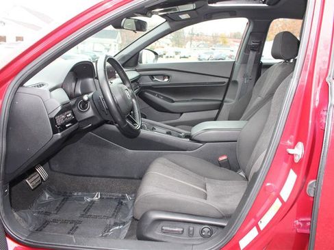 Used 2023 Honda Accord Sport image 11