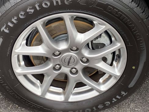 Used 2022 Chrysler Pacifica Touring image 24