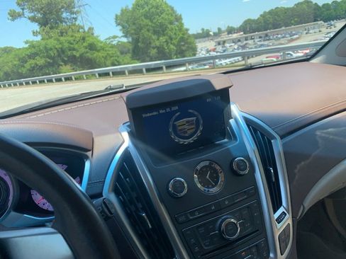 Used 2011 Cadillac SRX Performance FWD image 13