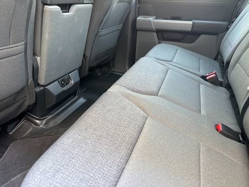 Used 2024 Ford F150 XLT RWD image 12