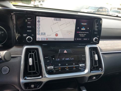 Used 2021 Kia Sorento SX Prestige image 10