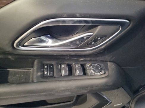 Used 2024 Chevrolet Tahoe High Country w/ Premium Package image 17