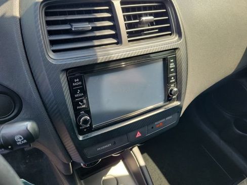 Used 2021 Mitsubishi Outlander Sport FWD image 29