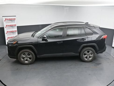 Used 2024 Toyota RAV4 XLE AWD/4WD image 13