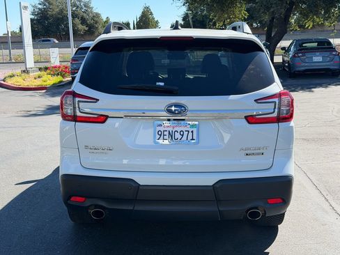 Used 2023 Subaru Ascent Touring AWD/4WD image 7