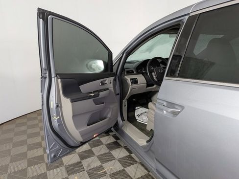 Used 2016 Honda Odyssey Touring image 14