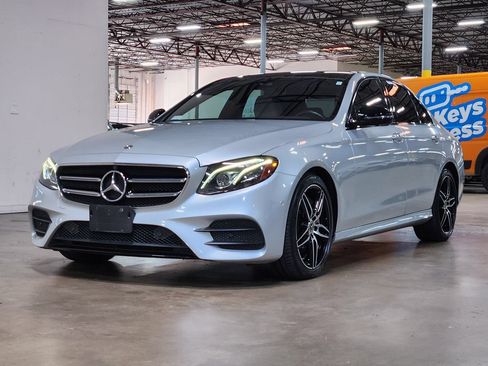 Used 2019 Mercedes-Benz E 450 4MATIC Sedan image 4