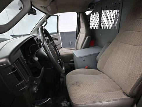 Used 2022 Chevrolet Express 2500 w/ Driver Convenience Package image 21