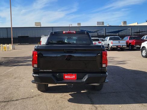 Used 2024 Chevrolet Colorado W/T RWD image 7