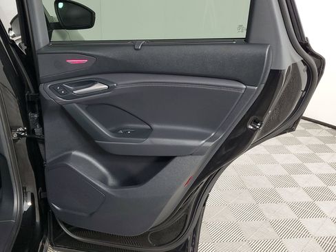 Certified 2025 Audi SQ6 e-tron Prestige w/ 21" Black Optic Wheel Package image 24